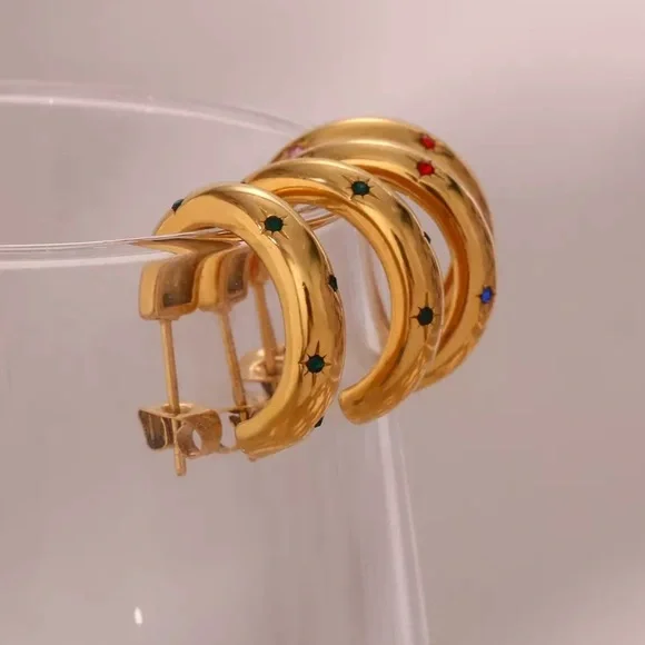 New 18K Gold Shining Star Shape Hoop Earrings, wonderful Earrings, wow Earrings - Picture 3 of 6